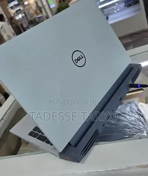New Laptop Dell 16GB Intel Core i7 SSD 512GB