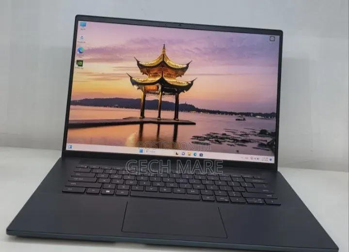 New Laptop Dell Inspiron 15 16GB Intel Core i7 SSD 512GB