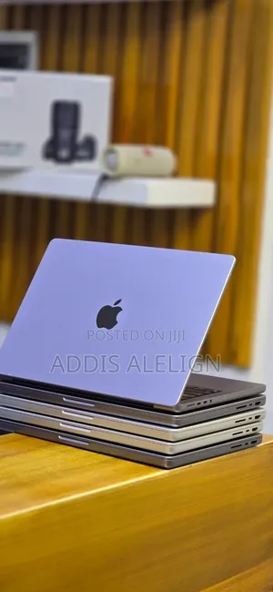 New Laptop Apple MacBook Pro 16GB Apple M1 Pro SSD 512GB