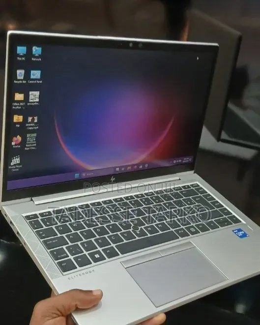 New Laptop HP EliteBook 840 G8 16GB Intel Core i5 SSD 512GB