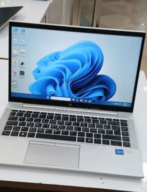 New Laptop HP EliteBook 840 G8 16GB Intel Core i5 SSD 512GB