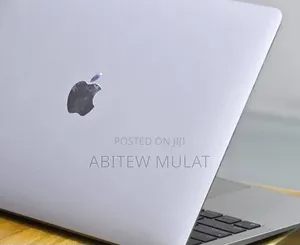 New Laptop Apple MacBook Air 2020 M1 8GB Apple M1 SSD 256GB