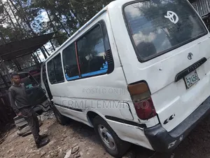 Toyota Toyoace 2004 White