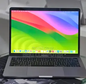 New Laptop Apple MacBook Pro 2020 M1 8GB Apple M1 SSD 256GB