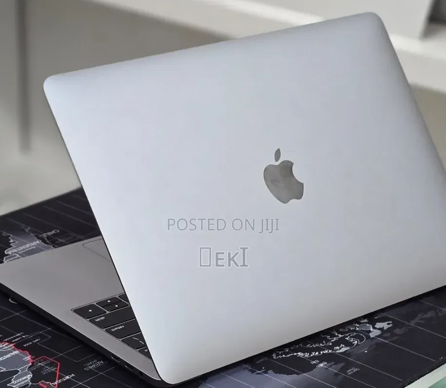 New Laptop Apple MacBook Pro 2020 M1 8GB Apple M1 SSD 256GB