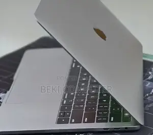 New Laptop Apple MacBook Pro 2020 M1 8GB Apple M1 SSD 256GB