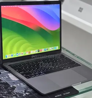 New Laptop Apple MacBook Pro 2020 M1 8GB Apple M1 SSD 256GB