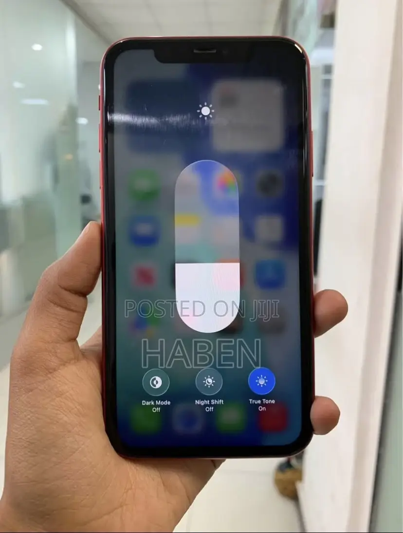 Apple iPhone 11 64 GB Red