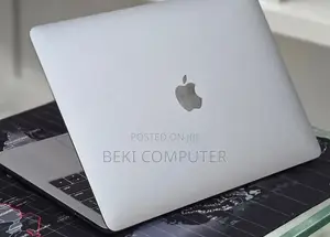 New Laptop Apple MacBook Pro 2020 M1 16GB Apple M1 SSD 512GB