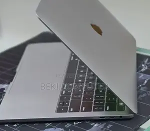 New Laptop Apple MacBook Pro 2020 M1 16GB Apple M1 SSD 512GB