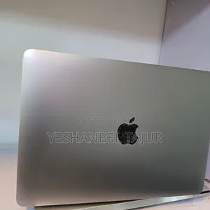 New Laptop Apple MacBook 8GB Intel Core M SSD 256GB