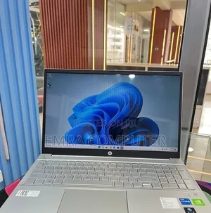 New Laptop HP 16GB Intel Core i5 SSD 512GB