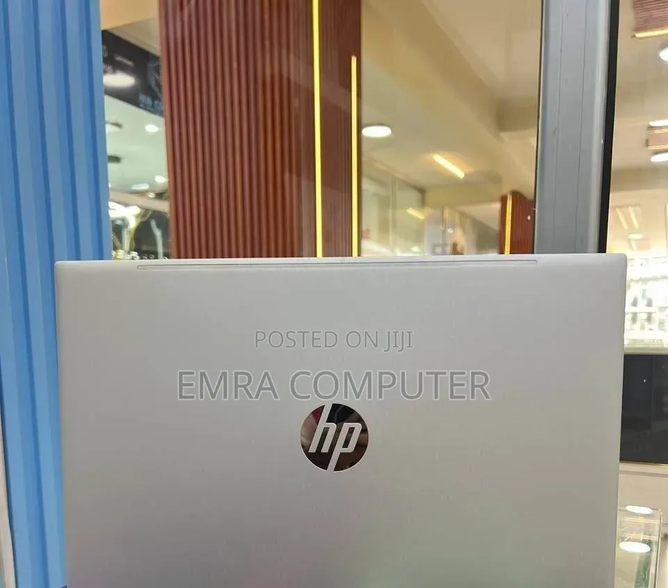 New Laptop HP 16GB Intel Core i5 SSD 512GB