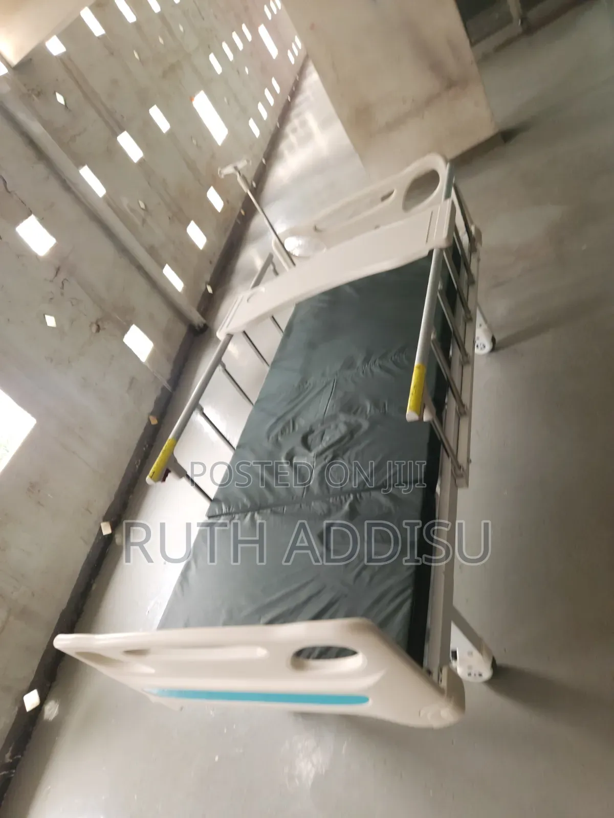 Hospital Bed腕表two Cranker Hospital埤了Hospital Bed鄉下Hospital Bed管制bed