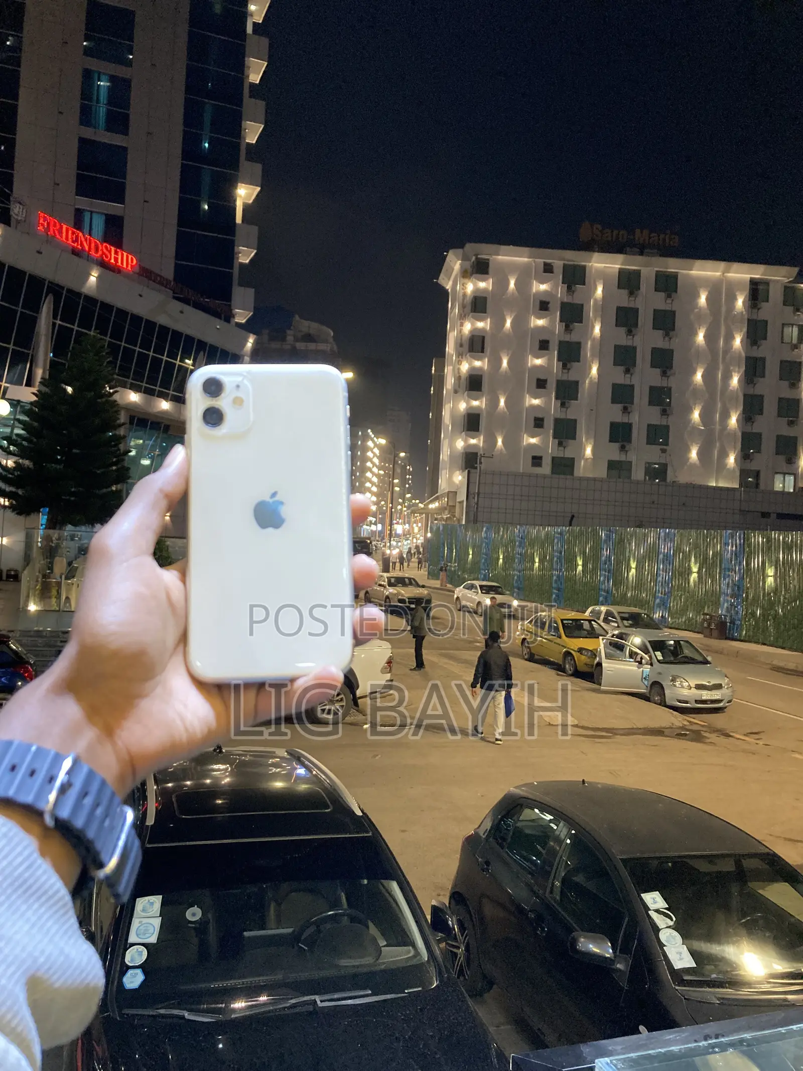 Apple iPhone 11 64 GB White