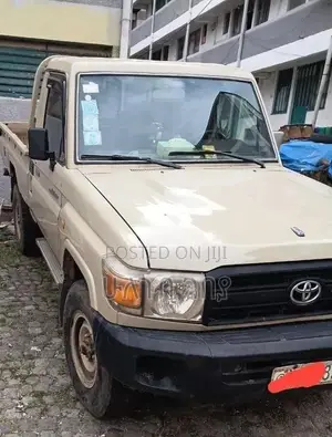 Toyota Land Cruiser Prado 2009 Gray