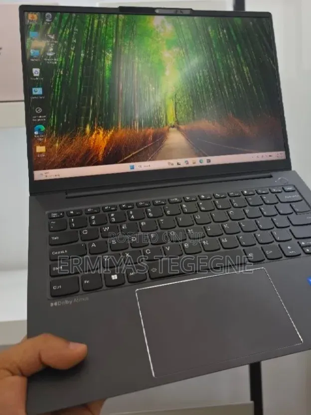 New Laptop Lenovo 300e 16GB Intel Core i5 SSD 512GB