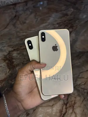 Apple iPhone XS Max 64 GB Gold