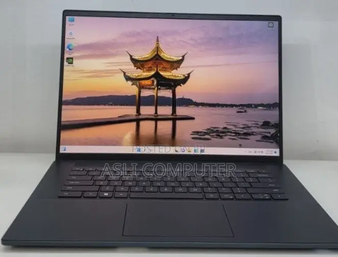 New Laptop Dell Inspiron 15 16GB Intel Core i7 SSD 512GB