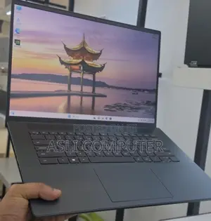 New Laptop Dell Inspiron 15 16GB Intel Core i7 SSD 512GB