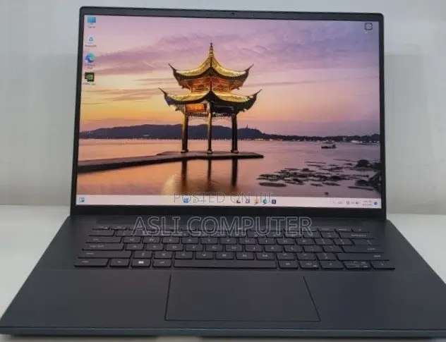 New Laptop Dell Inspiron 15 16GB Intel Core i7 SSD 512GB