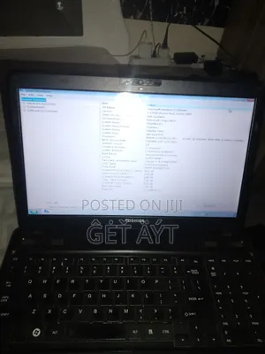 Laptop Toshiba Satellite C665 4GB Intel Core i5 HDD+SSD 512GB