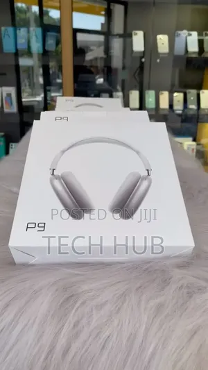 P9 Headset | Urban Wireless Audio With a Sleek Signature Look
