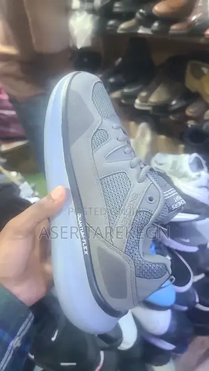 New Skechers Quantum Flex Brand New.