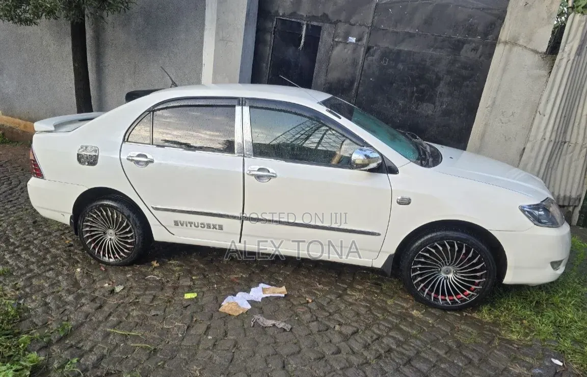 Toyota Corolla 2007 White