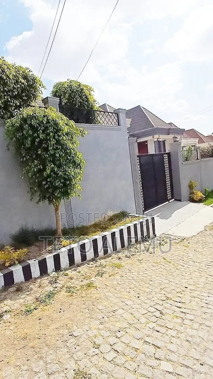 3bdrm Villa in 🏡🔥 ለሽያጭ | በጣም ዘመናዊ, Bole for sale
