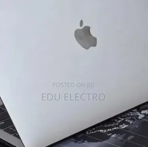 New Laptop Apple MacBook Pro 2021 M1 8GB Apple M1 Pro SSD 256GB