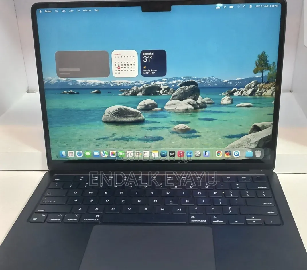 New Laptop Apple MacBook Air 2022 M2 8GB Apple M2 SSD 256GB