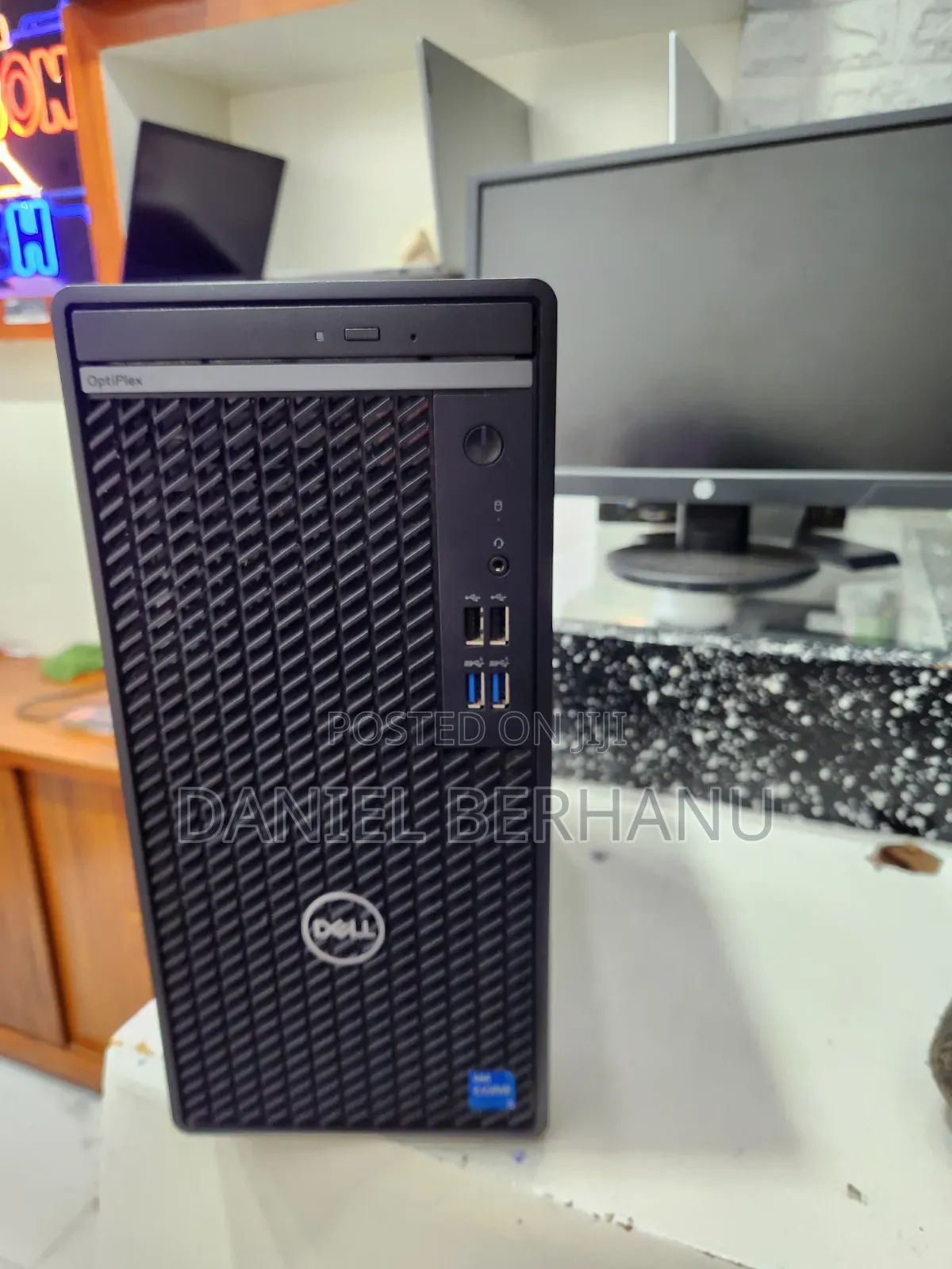New Desktop Computer Dell Optiplex 3000 MT 8GB Intel Core i5 HDD 1T