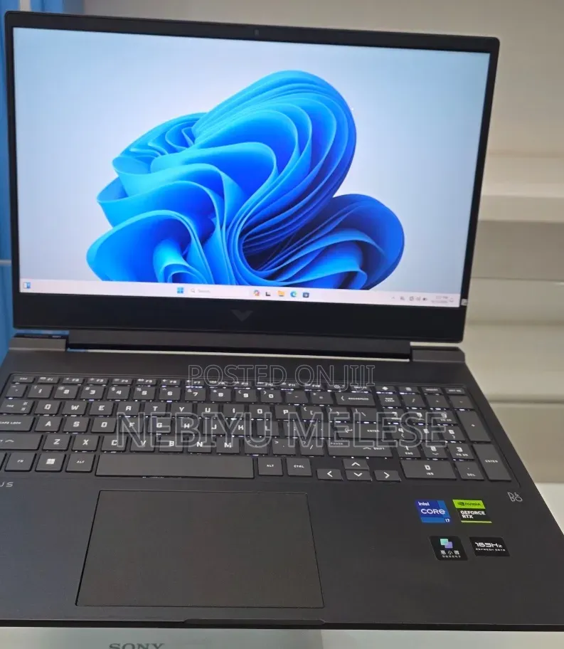 New Laptop HP Victus 16 16GB Intel Core i7 SSD 1T