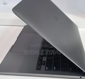 New Laptop Apple MacBook Pro 2020 M1 8GB Apple M1 Pro SSD 256GB