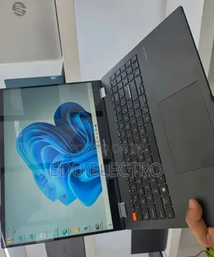New Laptop Asus Vivobook 15 16GB Intel Core i5 SSD 512GB