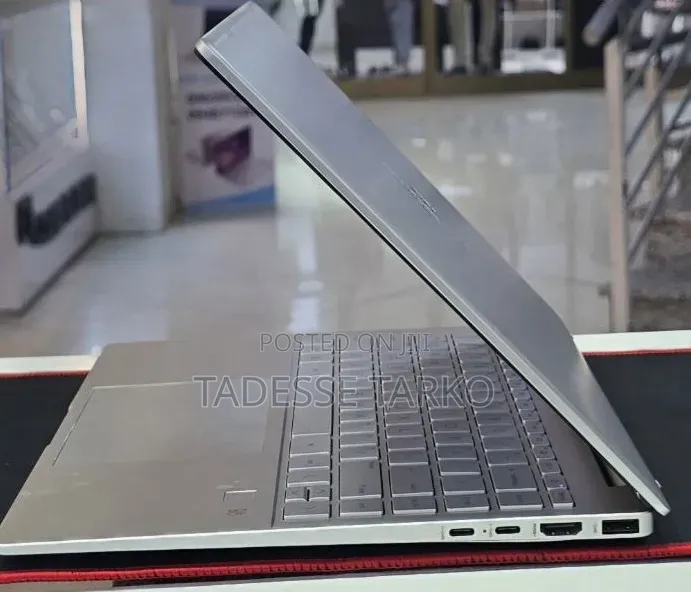 New Laptop HP Pavilion 14 16GB Intel Core i7 SSD 1T