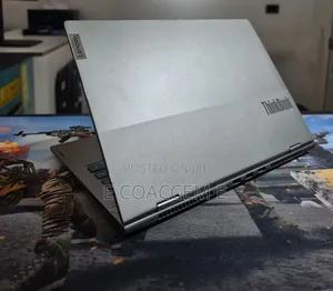 New Laptop Lenovo 16GB AMD Ryzen 7 SSD 512GB