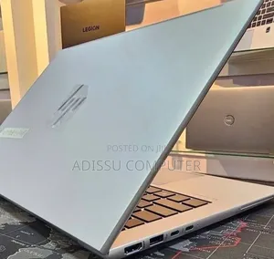 New Laptop HP EliteBook 840 G10 16GB Intel Core i7 SSD 512GB