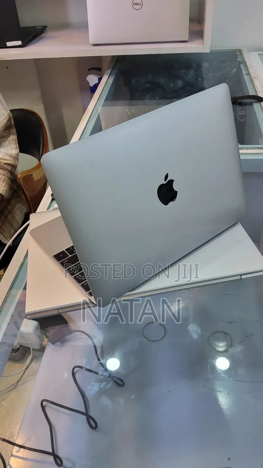New Laptop Apple MacBook 2015 8GB Intel Core M SSD 256GB