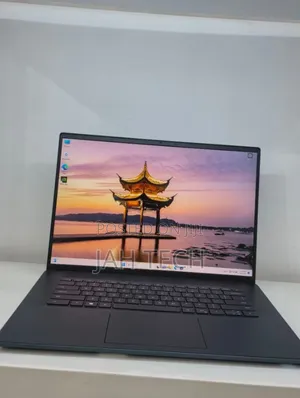 New Laptop Dell Inspiron 15 16GB Intel Core i7 SSD 512GB