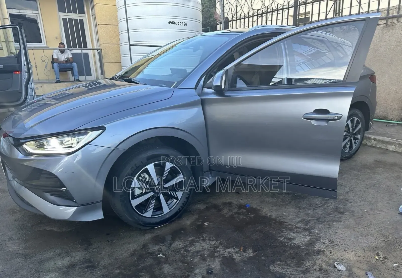 BYD E2 43 kWh 94 hp FWD 2024 Gray