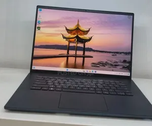 New Laptop Dell 16GB Intel Core i7 SSD 512GB