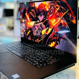 New Laptop Dell XPS 15 16GB Intel Core i7 SSD 512GB
