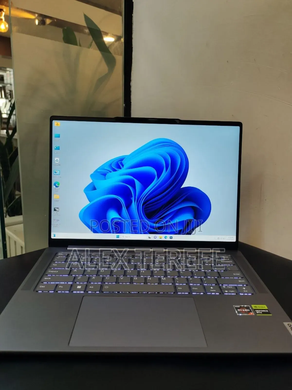 New Laptop Lenovo ThinkPad Yoga 16GB AMD Ryzen 7 SSD 512GB