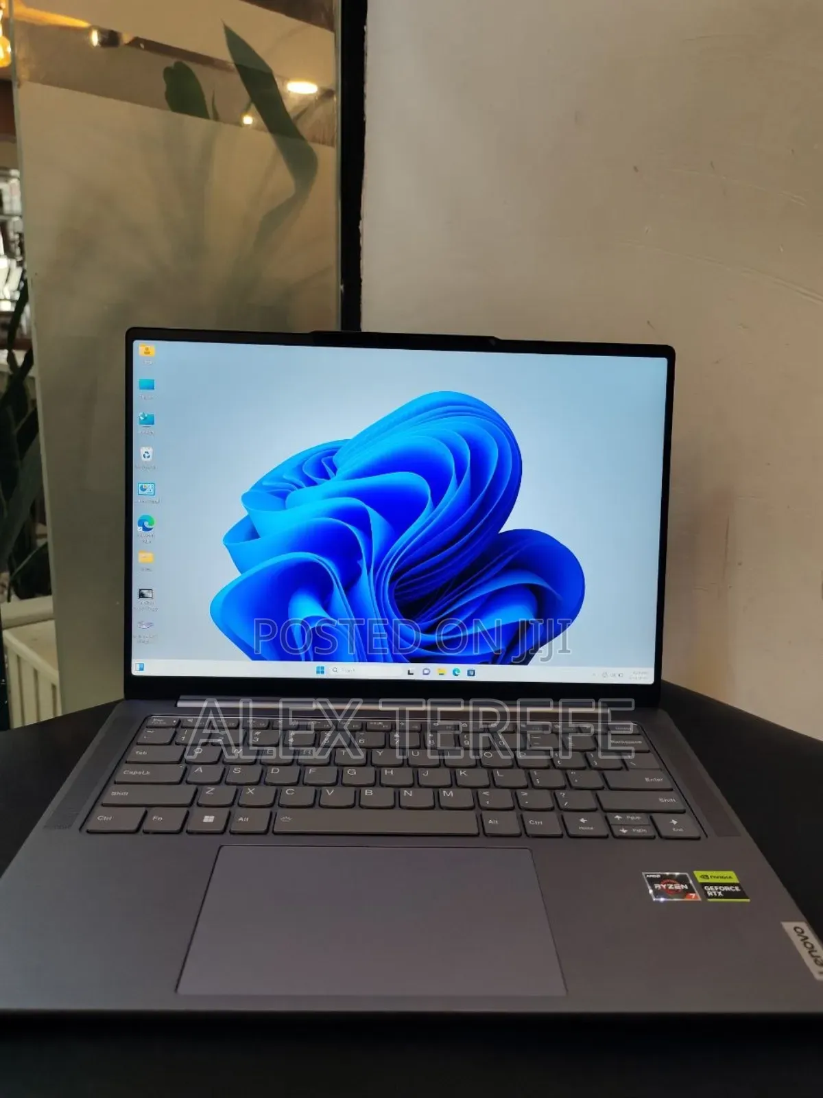 New Laptop Lenovo ThinkPad Yoga 16GB AMD Ryzen 7 SSD 512GB
