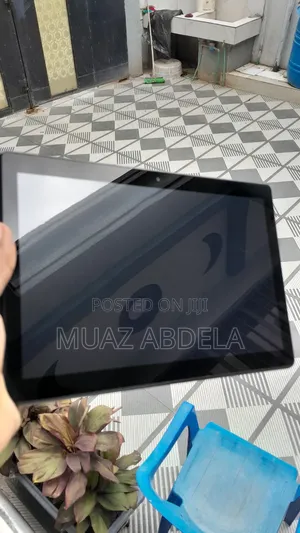Lenovo Tab M10 32 GB Black