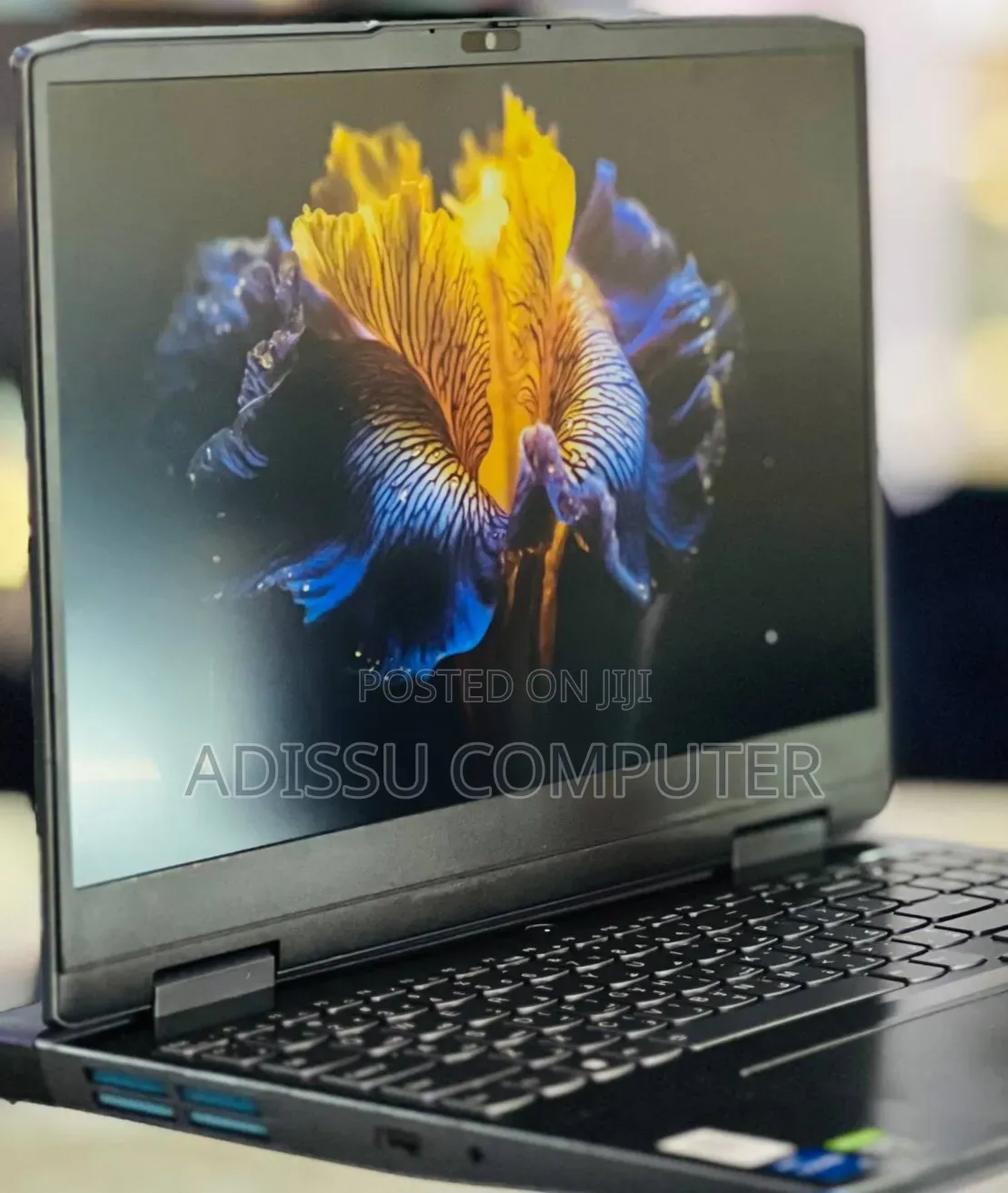 New Laptop Lenovo LOQ 15AHP10 16GB Intel Core i7 SSD 512GB