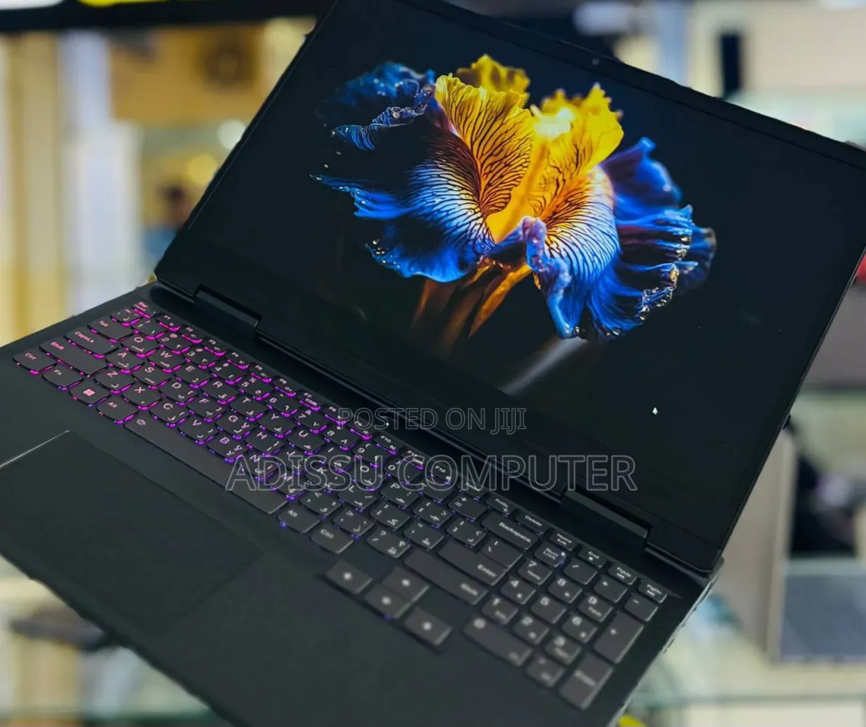 New Laptop Lenovo LOQ 15AHP10 16GB Intel Core i7 SSD 512GB