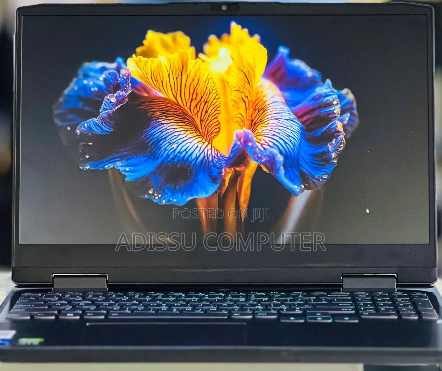New Laptop Lenovo LOQ 15AHP10 16GB Intel Core i7 SSD 512GB